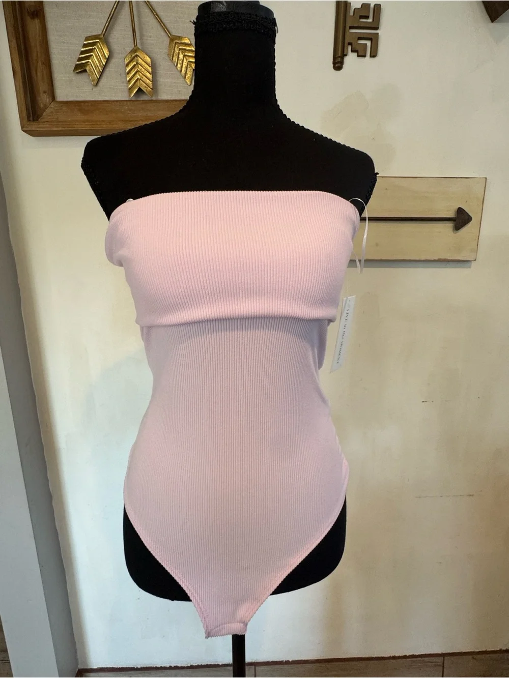 Seamless Strapless Ribbed Bandeau Bodysuit - Light Pink